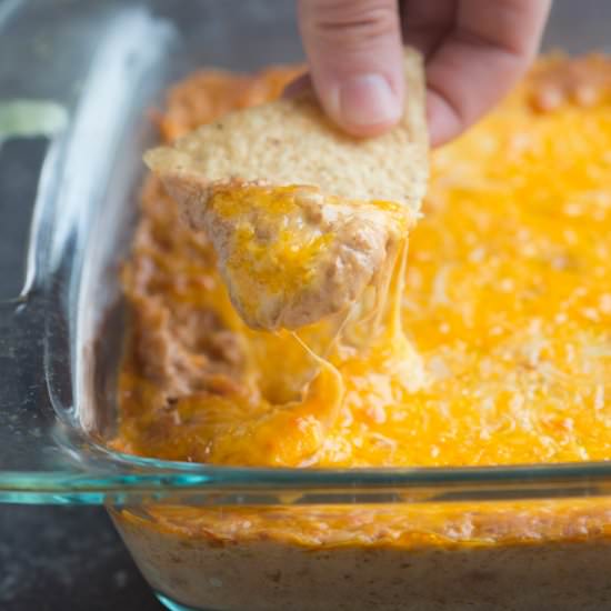 Cheesy bean dip