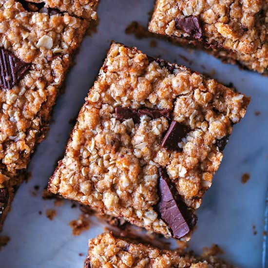 Dark chocolate oats bars