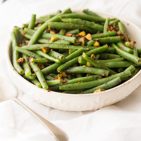 Green Beans with Pistachios