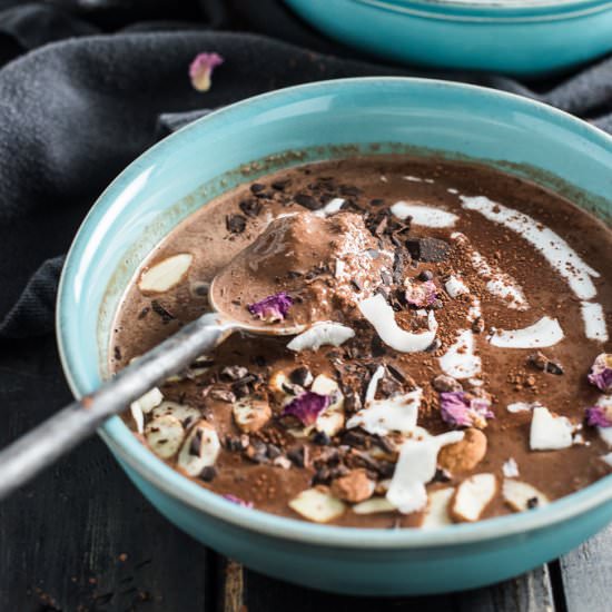 Mocha Nut Winter Smoothie Bowl