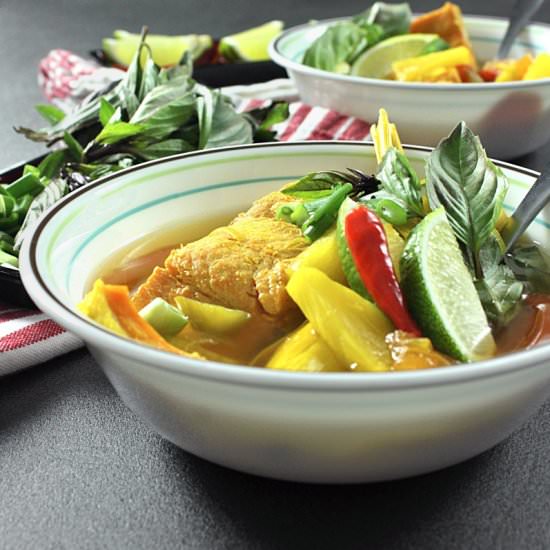 Salmon in Spicy and Sour Soup