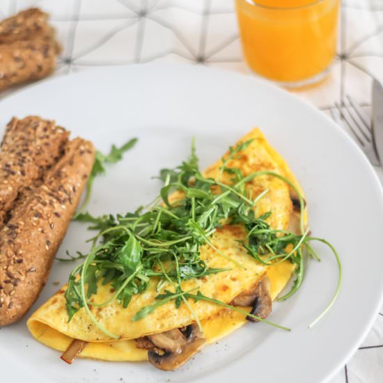 Omelet with Roasted Mushroom