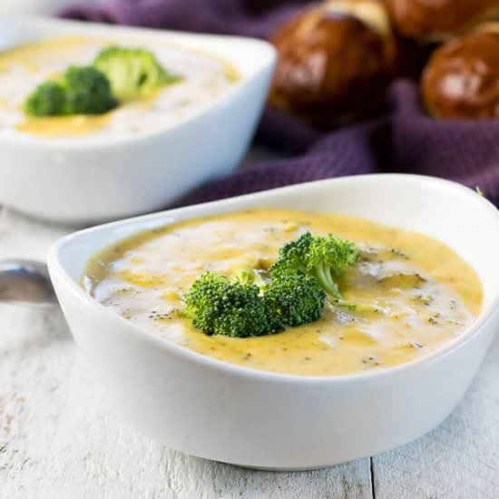 Crock Pot Broccoli Cheese Soup