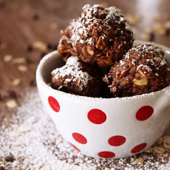 Quinoa Protein Bites
