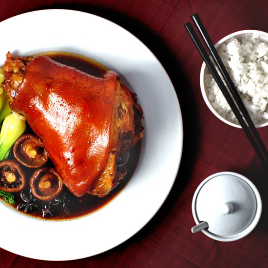 Slow Cooker Braised Pork Hocks