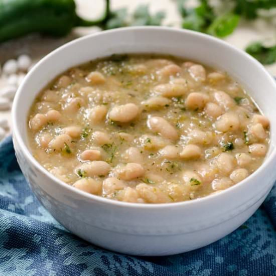 Tomatillo Poblano White Beans