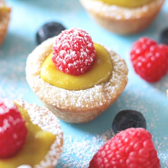Mini Vegan Custard Tarts