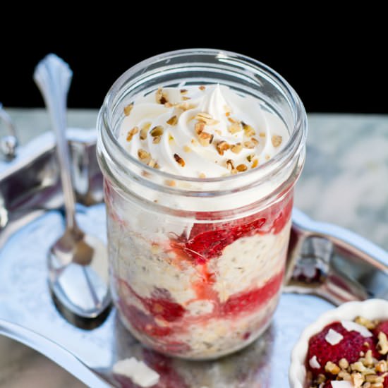 Strawberries & Cream Overnight Oats
