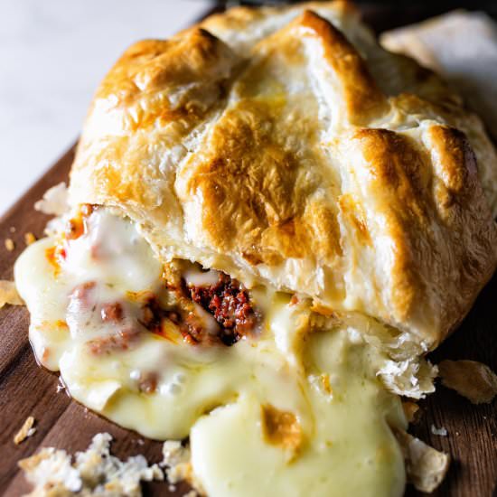 Spicy Baked Brie