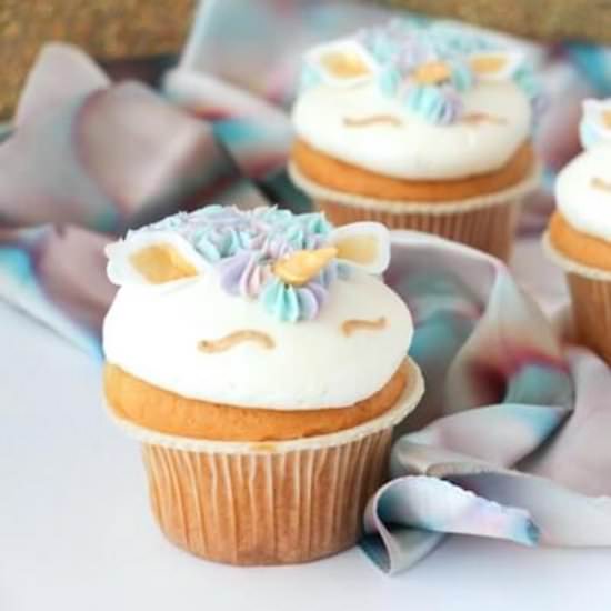 Pastel & Gold Unicorn Cupcakes
