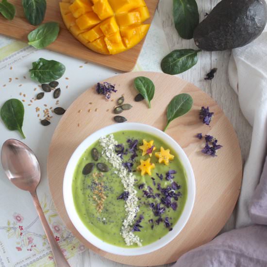 Avocado Mango Green Smoothie Bowl