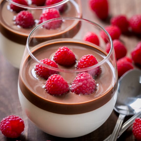 Vanilla Mousse with Chocolate