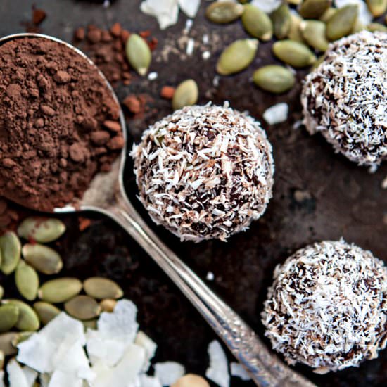 Chocolate Coconut Macadamia Energy Balls