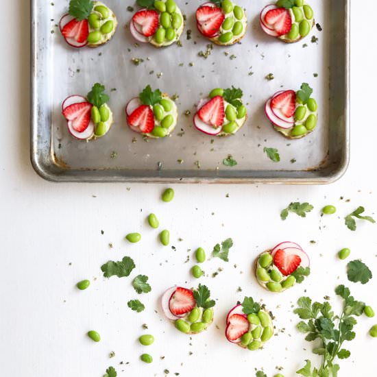 Edamame Rice Cracker Bites