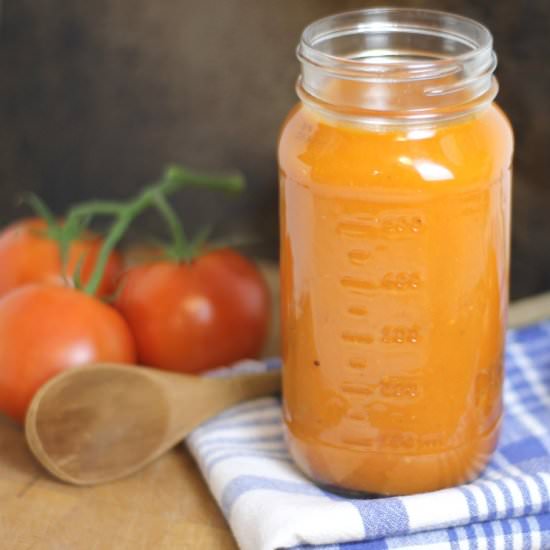 Classic Homemade Tomato Sauce
