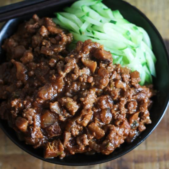 Home-style Meat Sauce Noodle