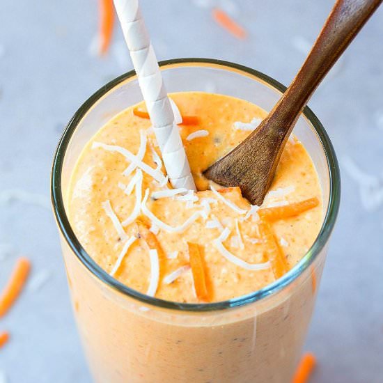 Carrot Cake Oatmeal Smoothie