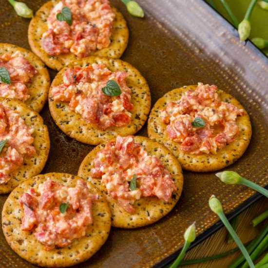 Creamy Roasted Red Pepper Feta Dip