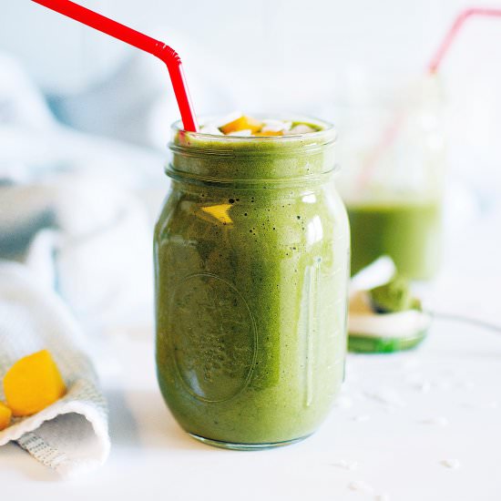 Mango Matcha Green Smoothie