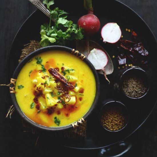 Mooli Ki Kadhi Recipe