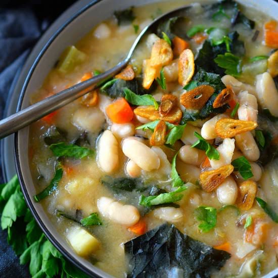 White Bean and Kale Soup