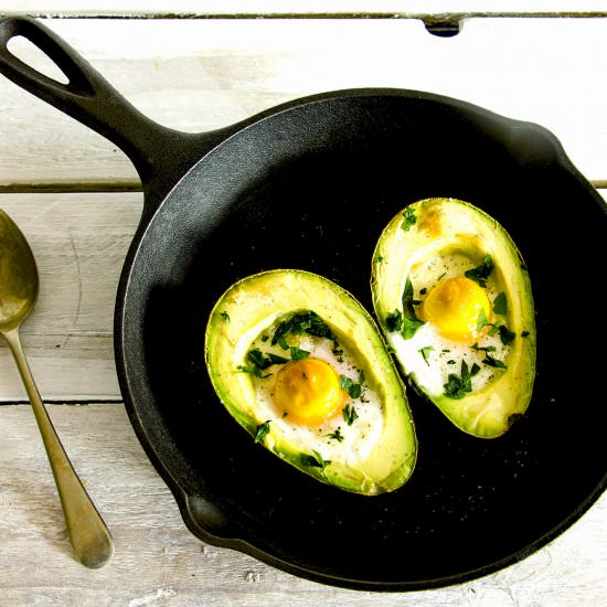 Avocado Baked Eggs