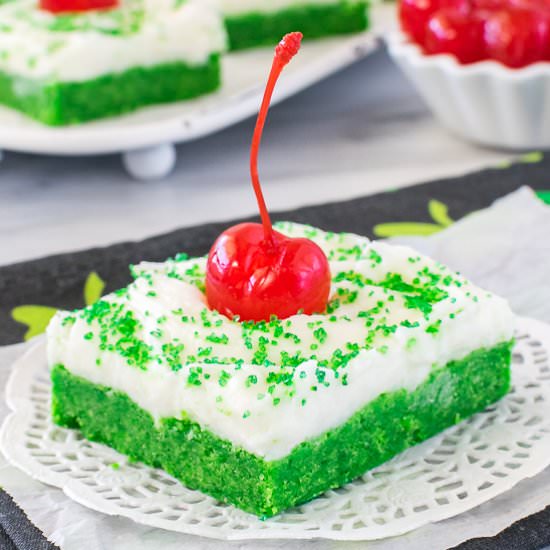 Shamrock Shake Sugar Cookie Bars