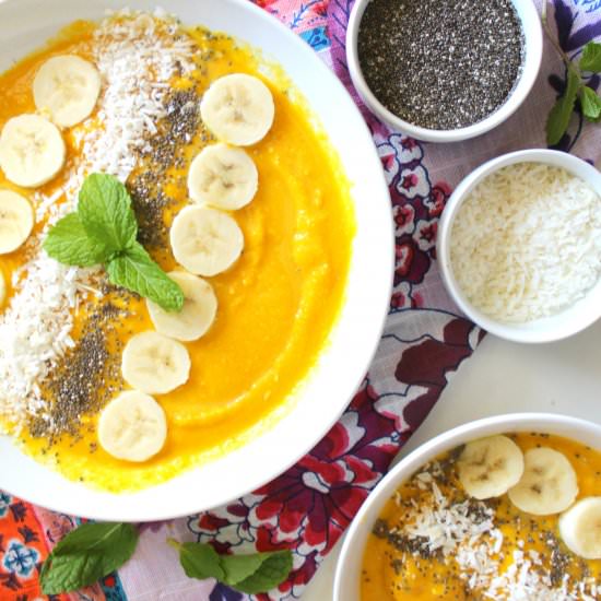 Tropical Turmeric Smoothie Bowl