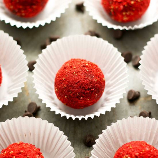 Dark Chocolate Strawberry Truffles
