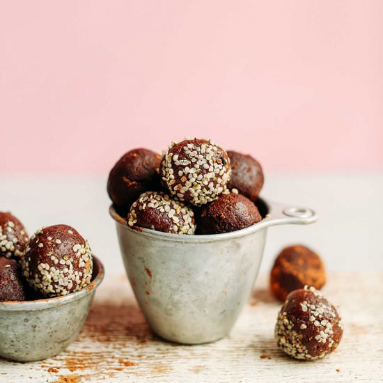 Dark Chocolate Hemp Energy Bites!