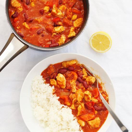 Chilli chicken with chorizo