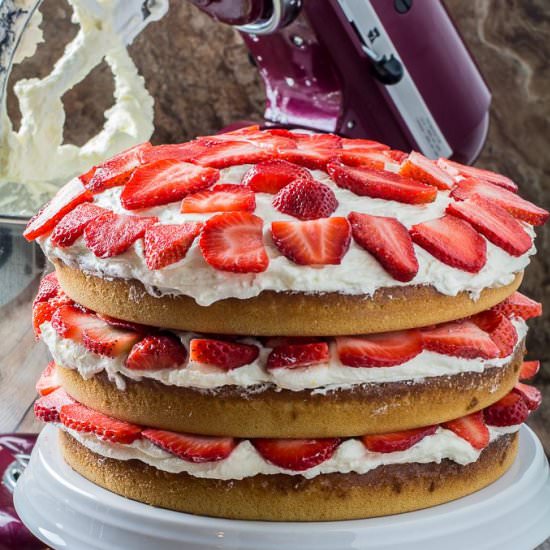 GF Strawberry Cake w/ Frosting