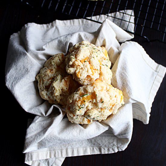 Copycat Cheddar Bay Biscuits