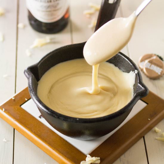 Creamy Beer Cheese Sauce