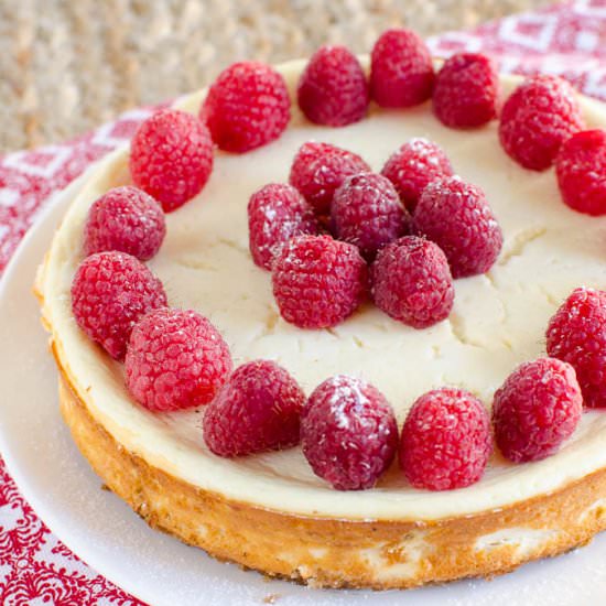 Baked Vanilla Cheesecake