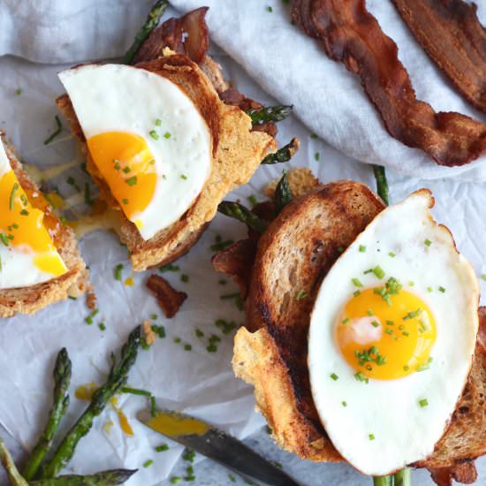 Gouda Grilled Cheese with Egg