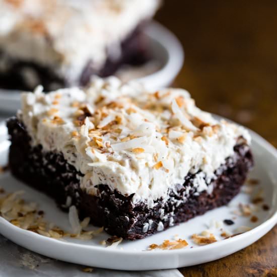 Toasted Coconut Vanilla Frosting
