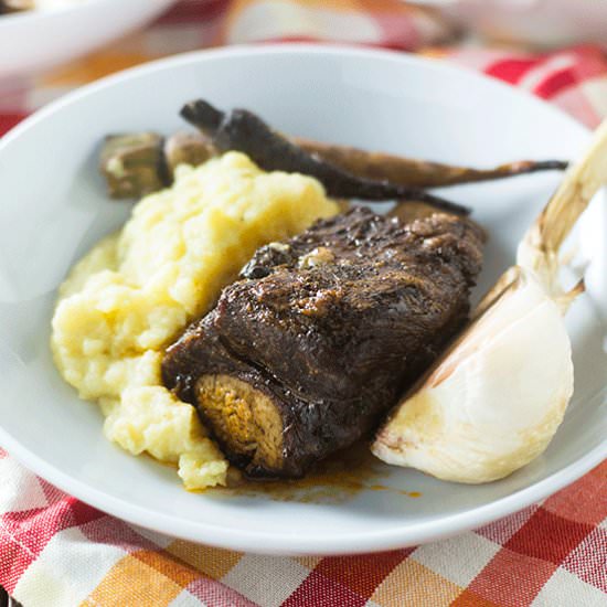 Pressure Cooker Short Ribs