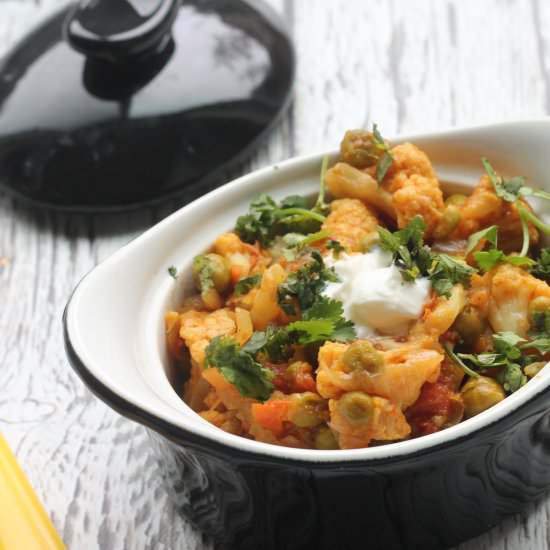Cauliflower Peas Curry