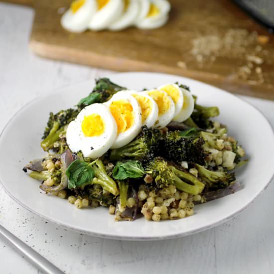 Za’atar Roasted Broccoli Salad