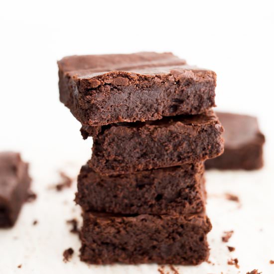 5-Ingredient Flourless Brownies