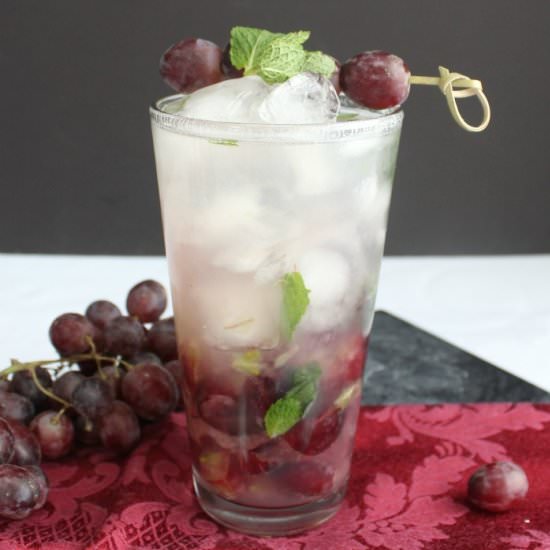 Refreshing Grape Mojito Recipe