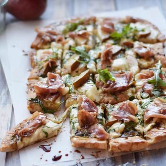 Arugula and Prosciutto Pizza
