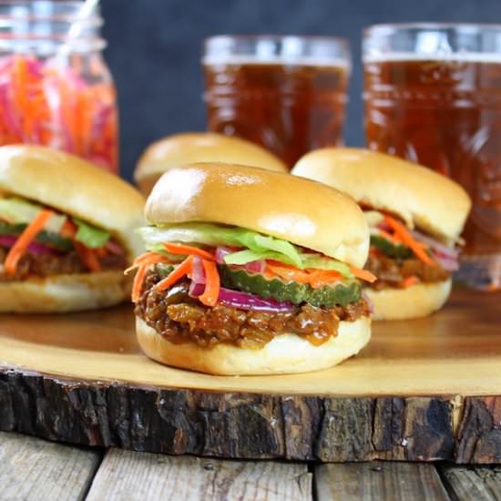 Asian Sloppy Joes w Pickled Veggies