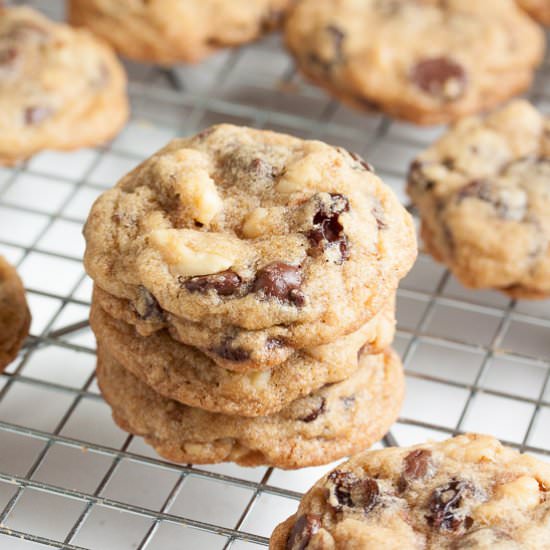 Chunky Bar Cookies