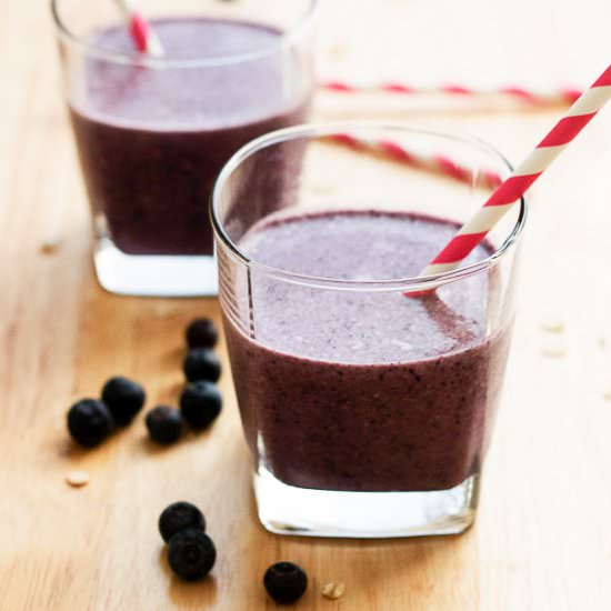 Blueberry Crisp Breakfast Smoothie