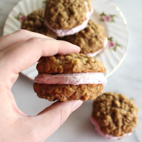 Oatmeal Sandwich Cookies