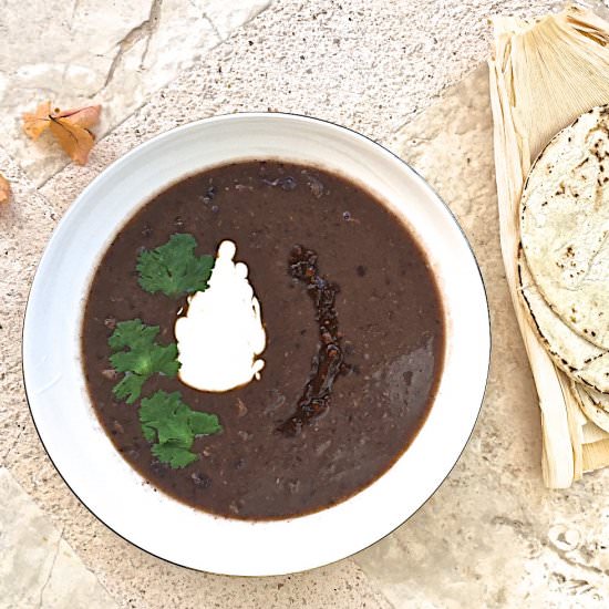 Yucatan black bean soup