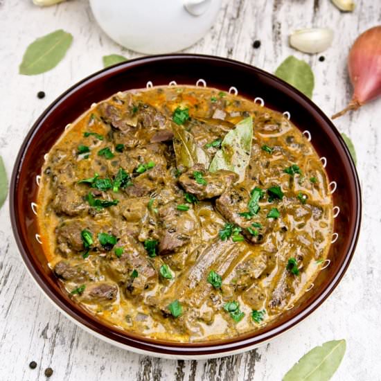Red wine beef stew