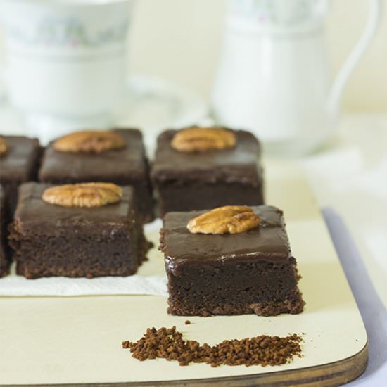 Mocha Fudge Cake Bars